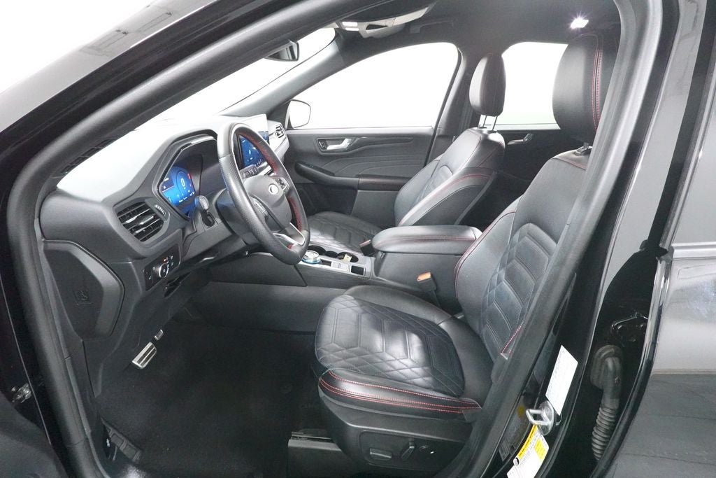 2023 Ford Escape ST-Line Elite