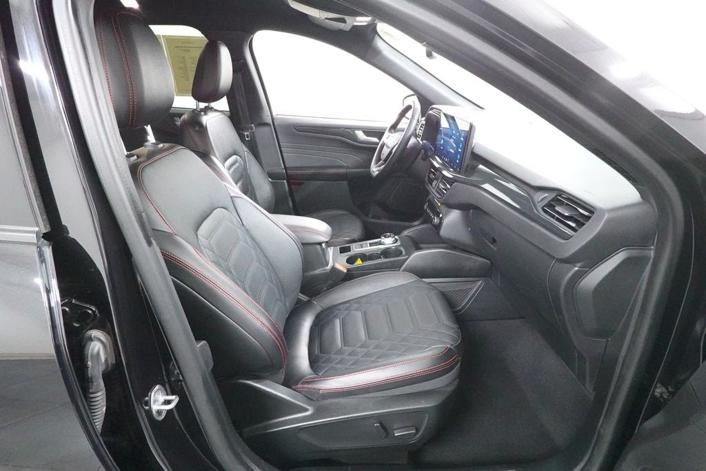 2023 Ford Escape ST-Line Elite