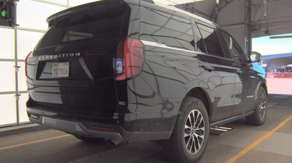 2025 Ford Expedition Platinum