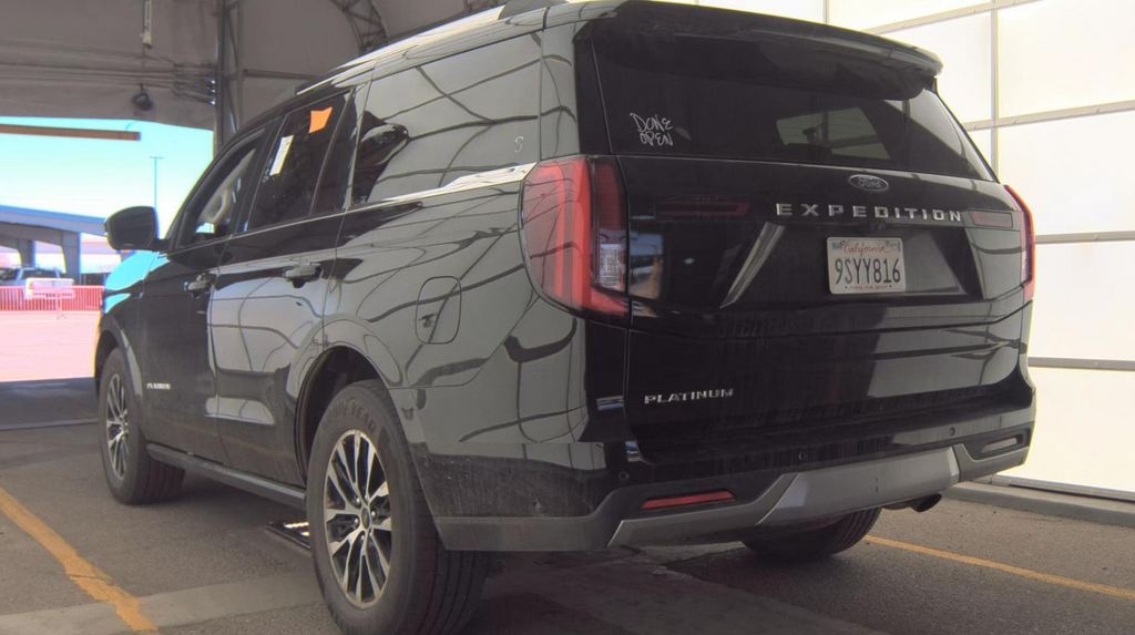 2025 Ford Expedition Platinum