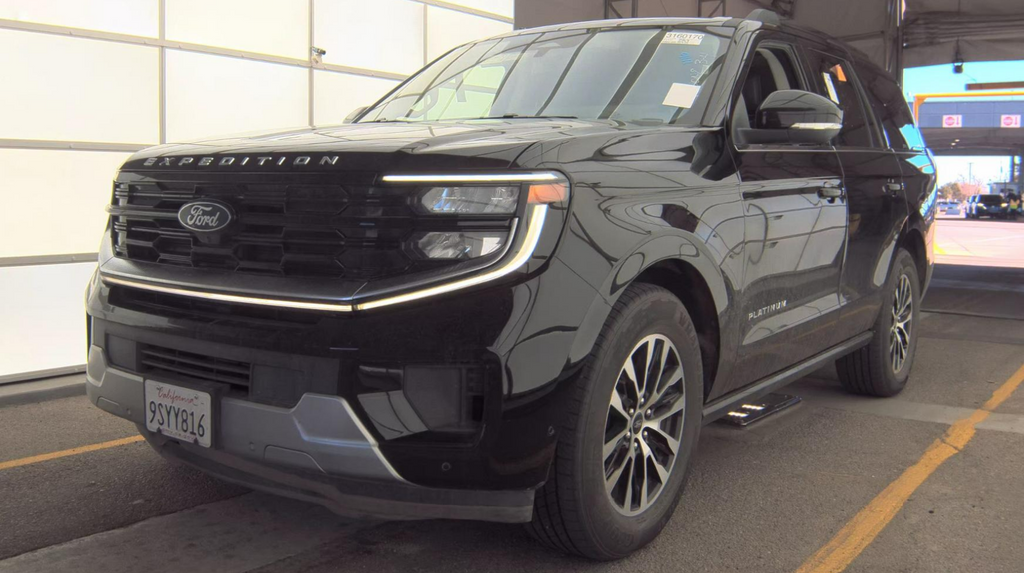 2025 Ford Expedition Platinum