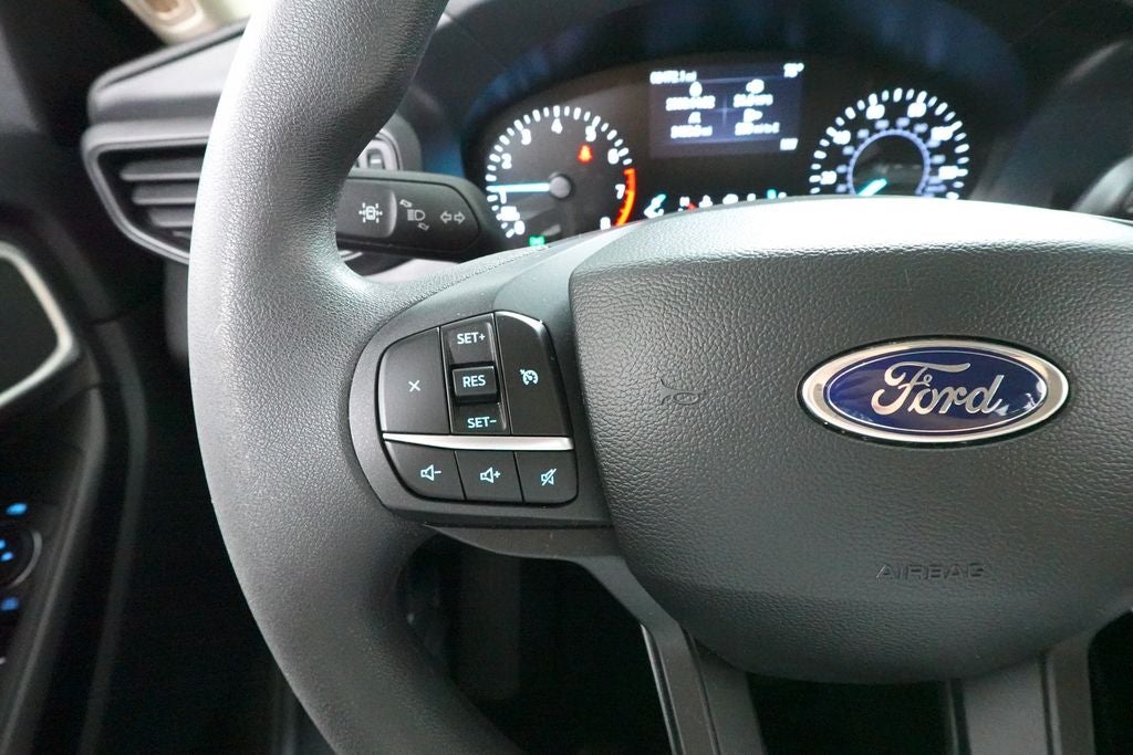 2022 Ford Explorer Base