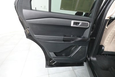 2022 Ford Explorer Base