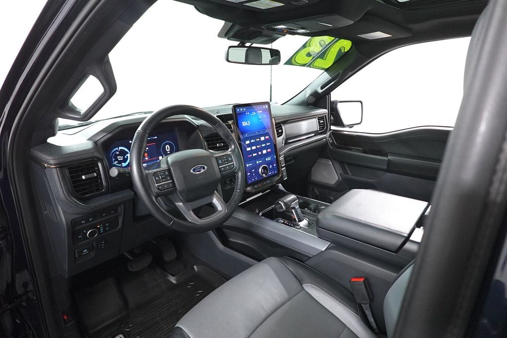 2023 Ford F-150 Lightning Lariat