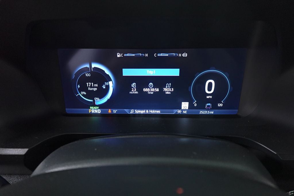 2023 Ford F-150 Lightning Lariat