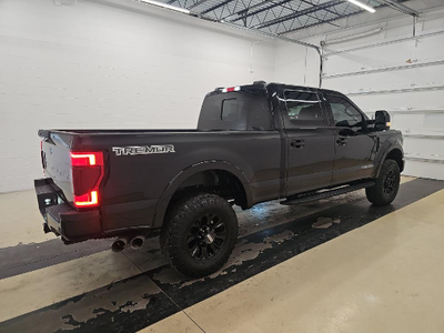 2022 Ford F-250SD Lariat Tremor