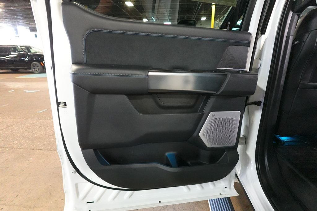 2025 Ford F-350SD Platinum