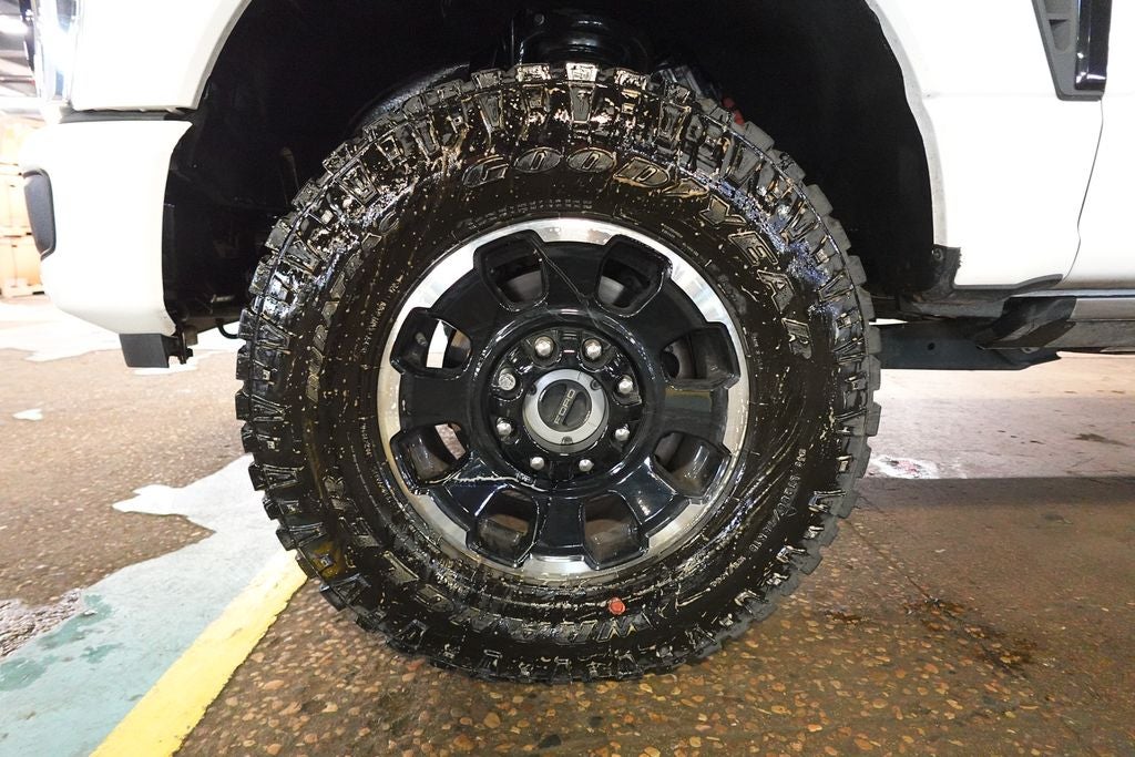 2025 Ford F-350SD Platinum