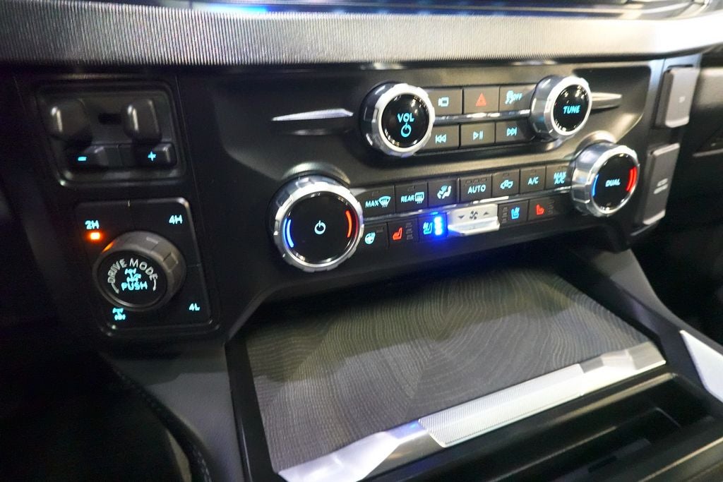 2025 Ford F-350SD Platinum
