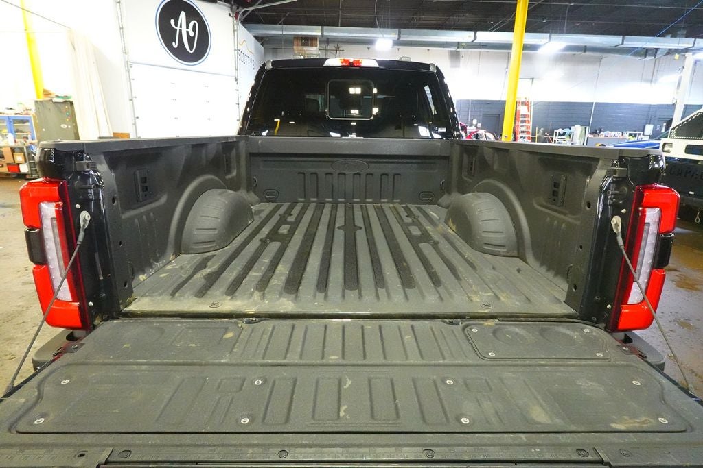2025 Ford F-350SD Platinum