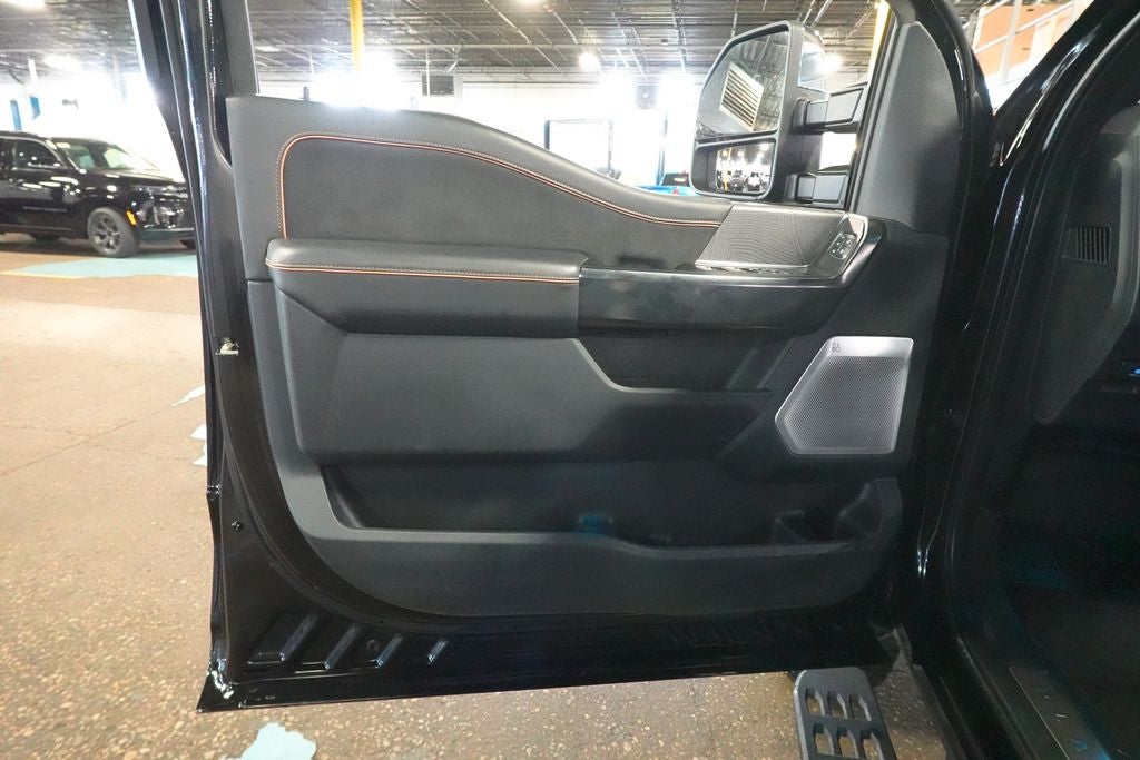 2023 Ford F-350SD Platinum
