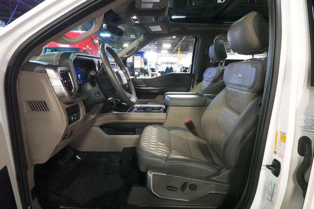 2025 Ford F-350SD Platinum