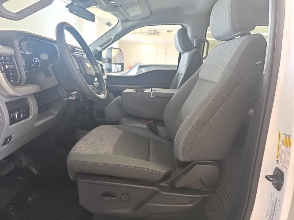 2025 Ford F-350SD XLT