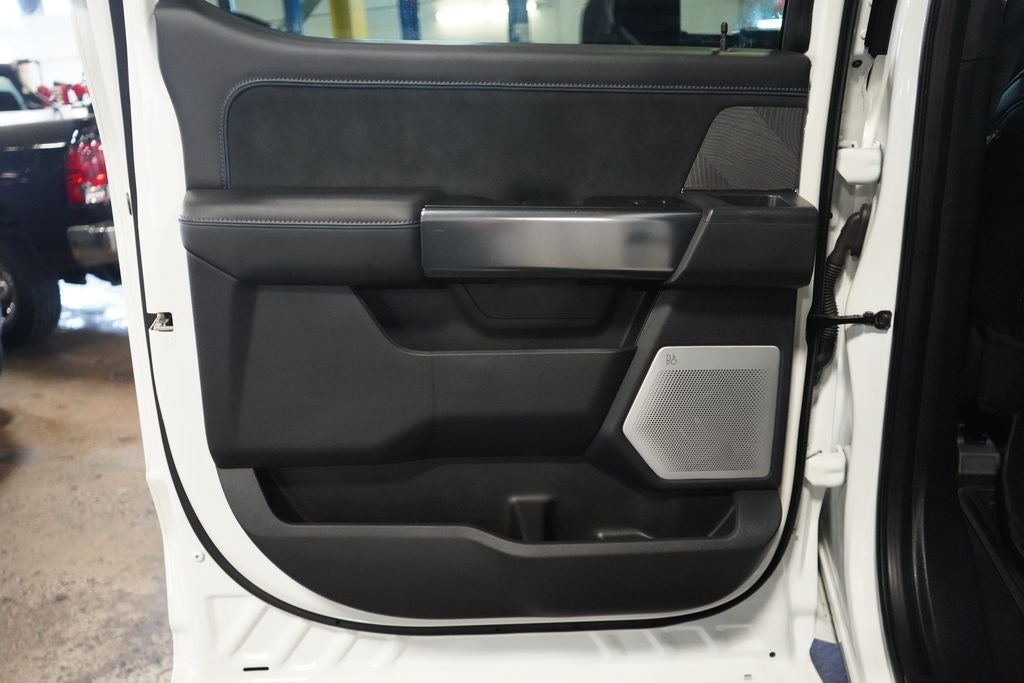 2025 Ford F-450SD Platinum