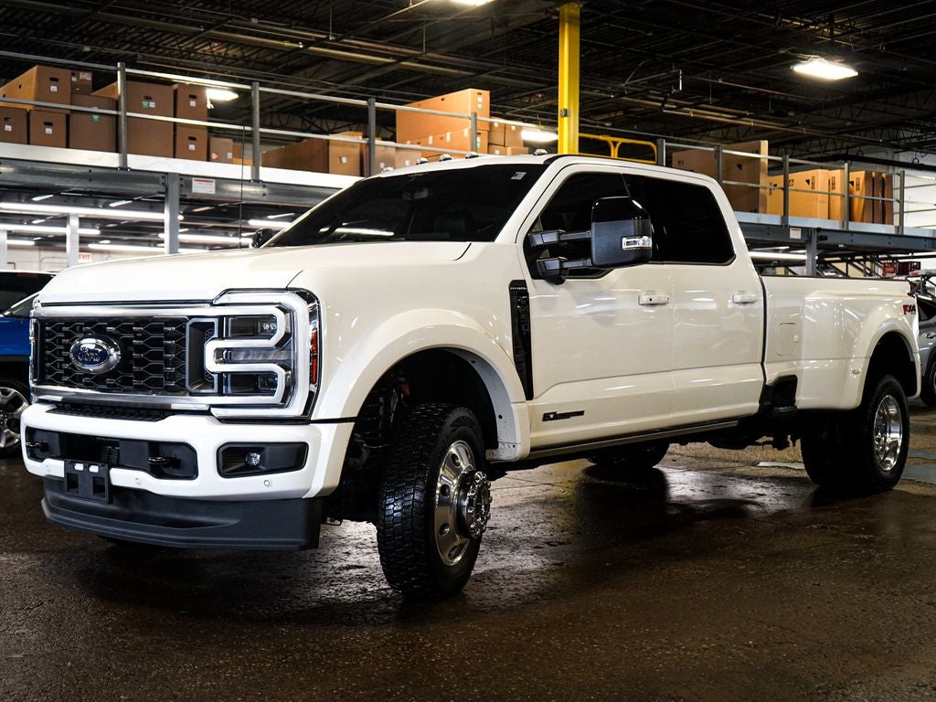 2025 Ford F-450SD Platinum