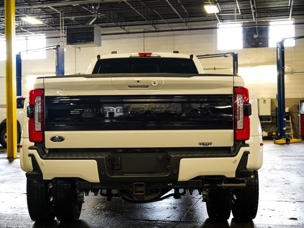 2025 Ford F-450SD Platinum