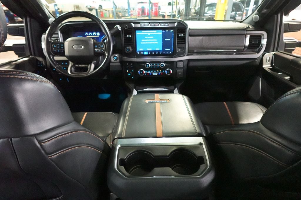 2023 Ford F-450SD Platinum