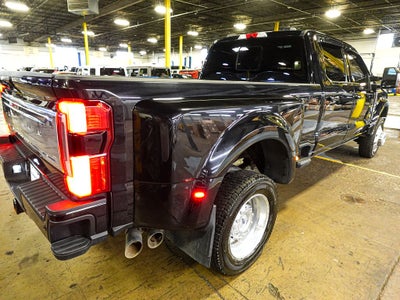 2023 Ford F-450SD Platinum