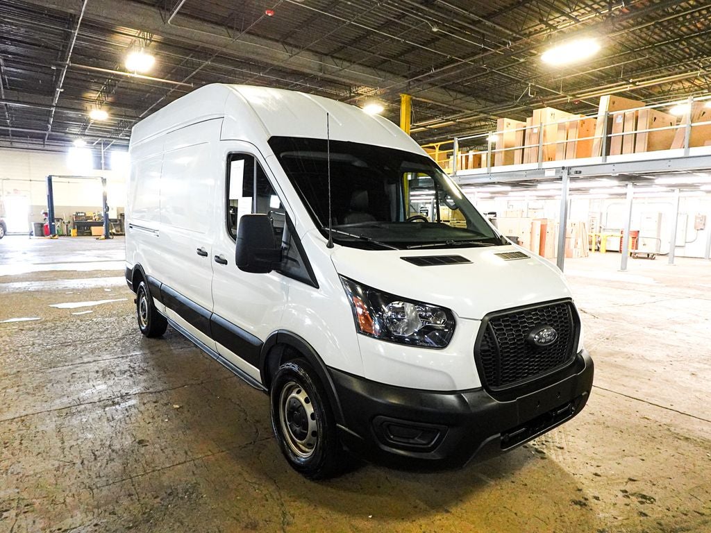 2022 Ford Transit-250 Base