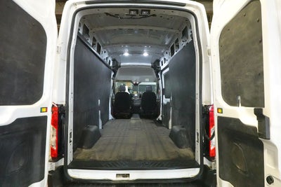 2022 Ford Transit-250 Base