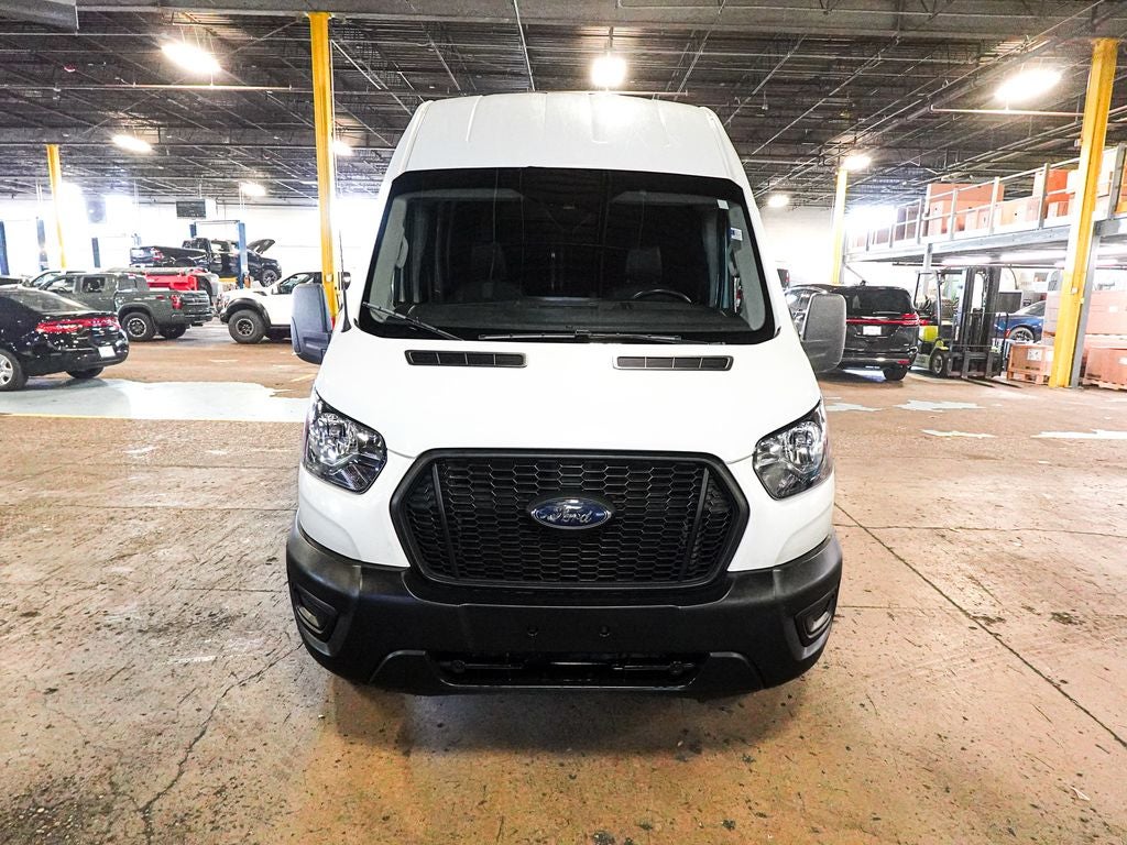 2022 Ford Transit-250 Base