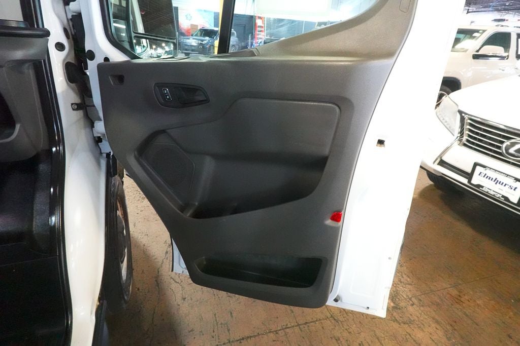 2022 Ford Transit-250 Base