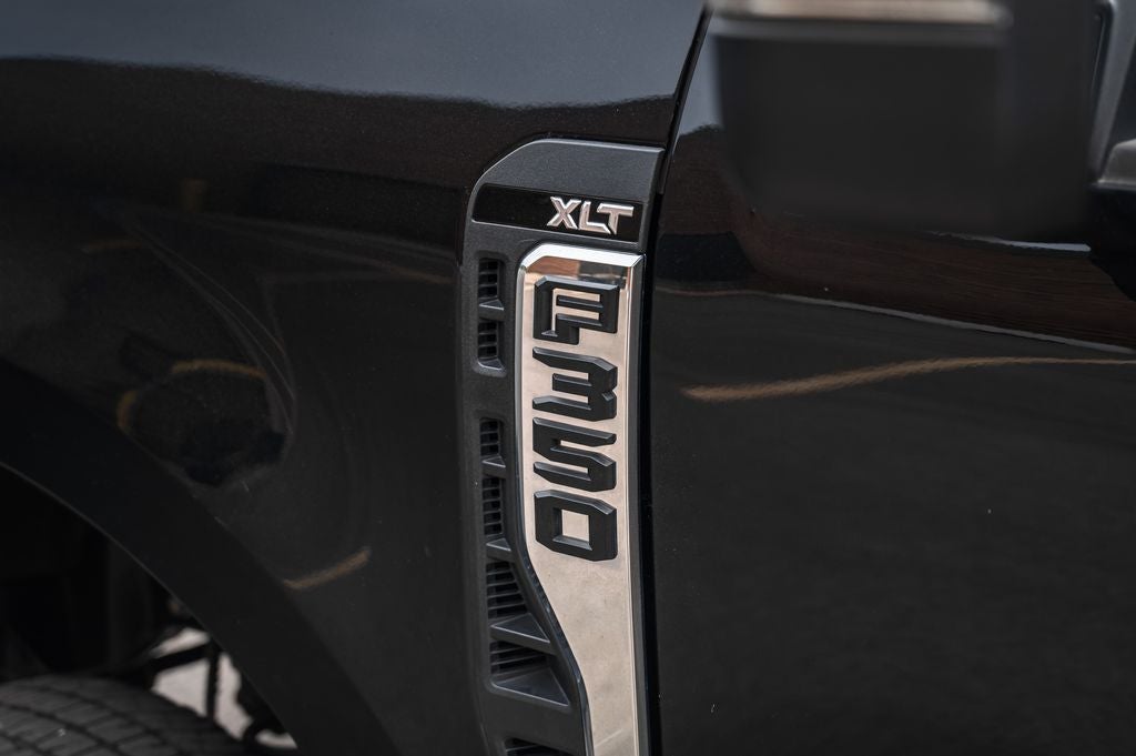 2023 Ford F-350SD XLT
