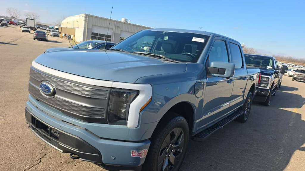 2023 Ford F-150 Lightning Lariat