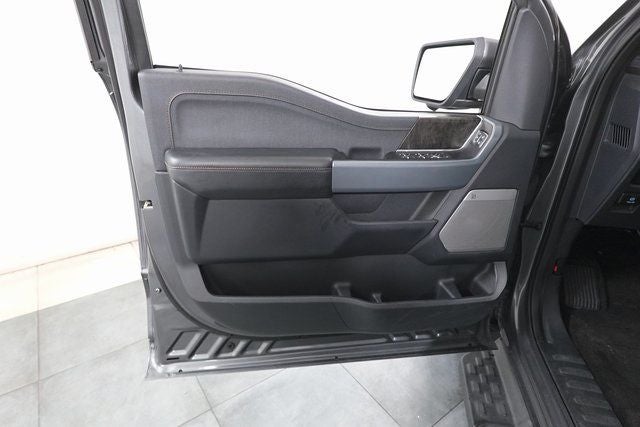 2023 Ford F-150 Lightning Lariat