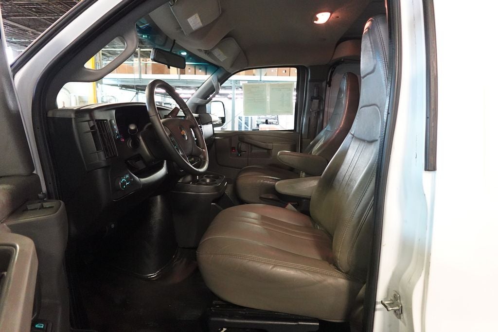 2023 Chevrolet Express 2500 Work Van Cargo