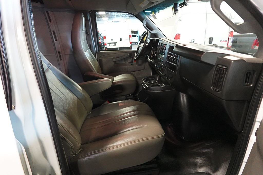 2023 Chevrolet Express 2500 Work Van Cargo