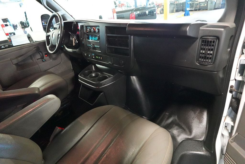 2023 Chevrolet Express 2500 Work Van Cargo