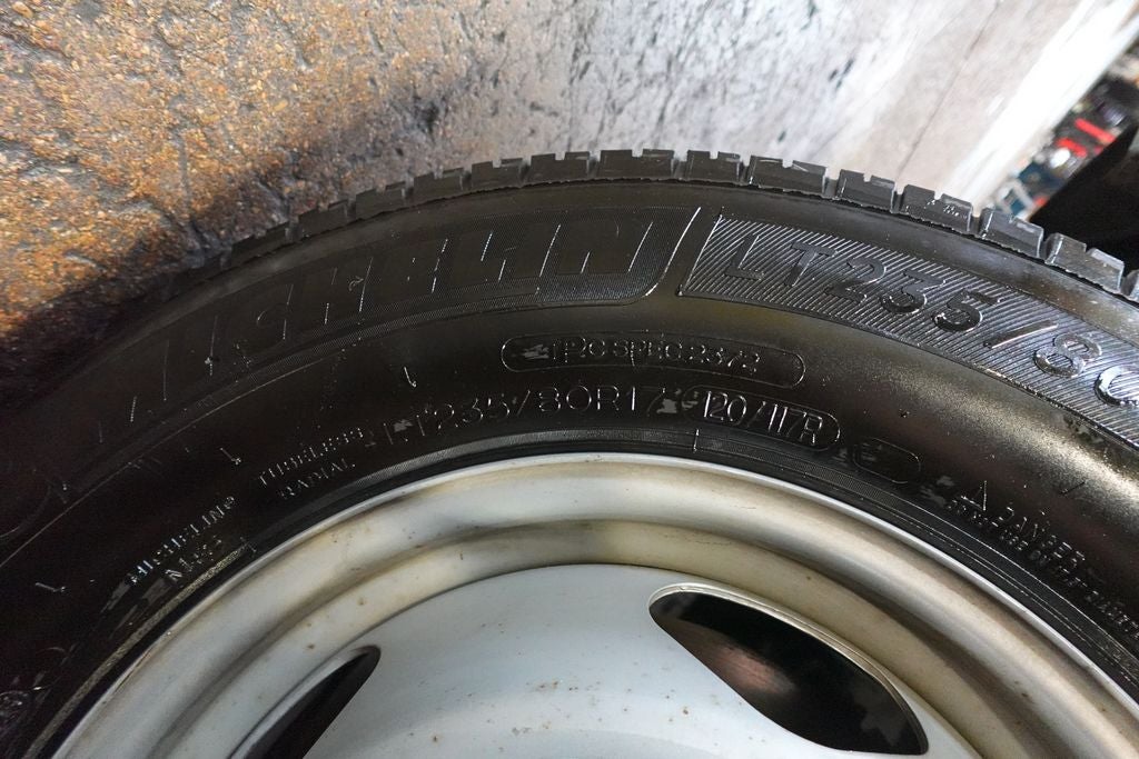 2024 GMC Sierra 3500HD Pro 171 WB