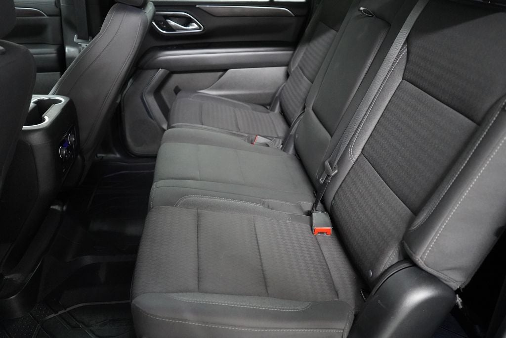 2023 Chevrolet Suburban LS