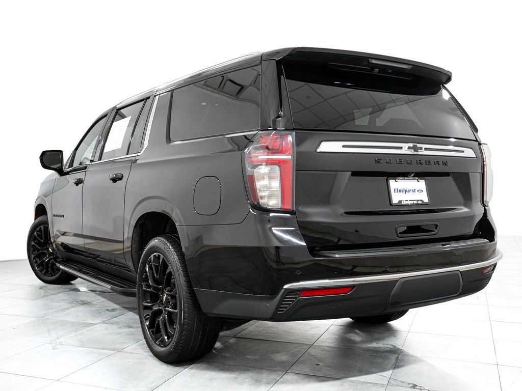 2023 Chevrolet Suburban LS