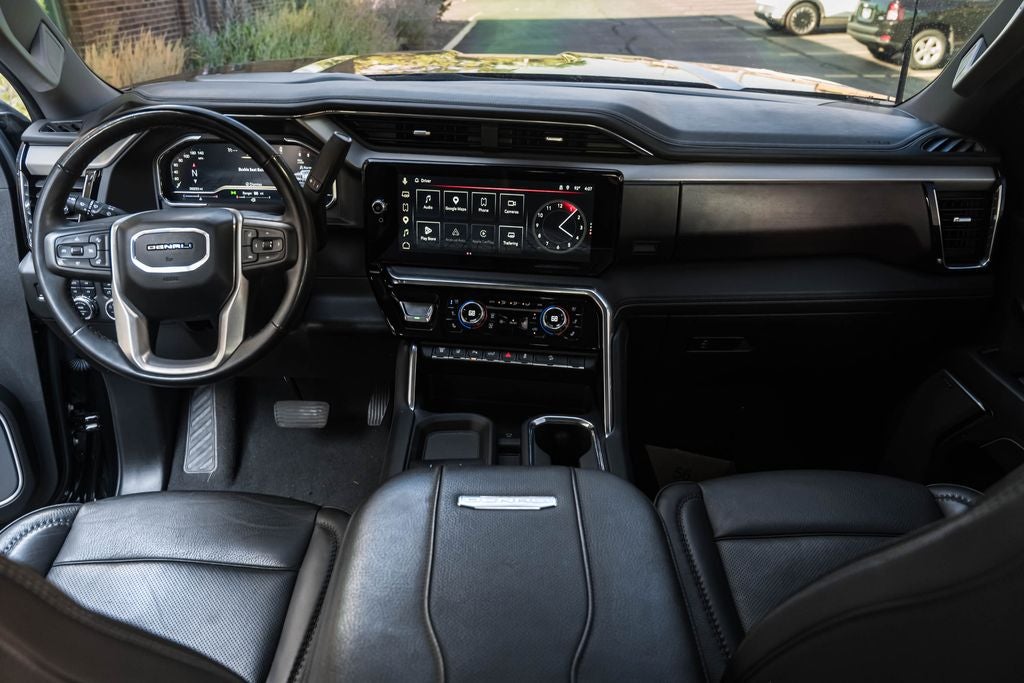 2025 GMC Sierra 2500HD Denali