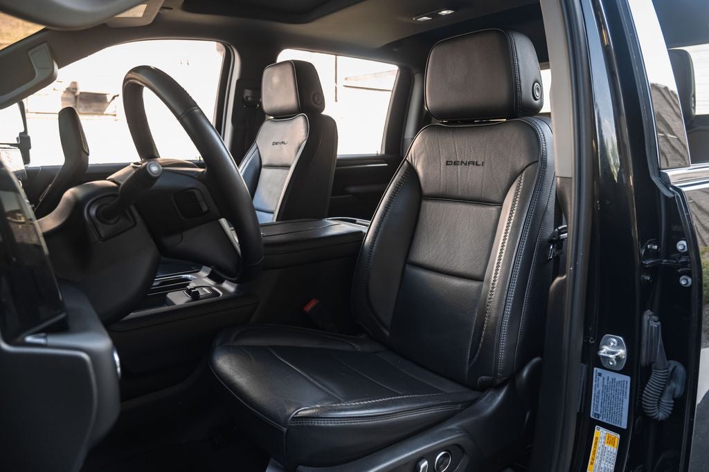 2025 GMC Sierra 2500HD Denali