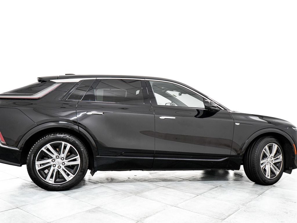 2024 Cadillac LYRIQ Tech