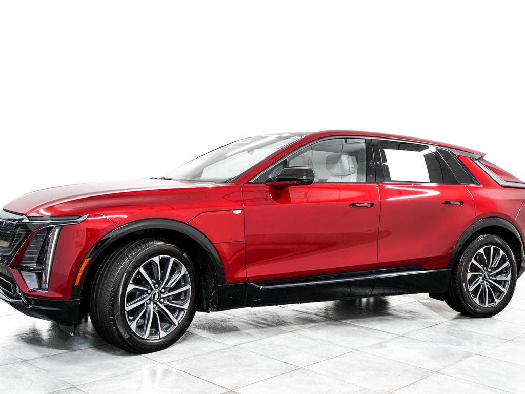 2024 Cadillac LYRIQ Sport