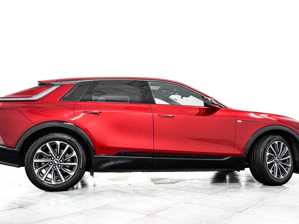 2024 Cadillac LYRIQ Sport
