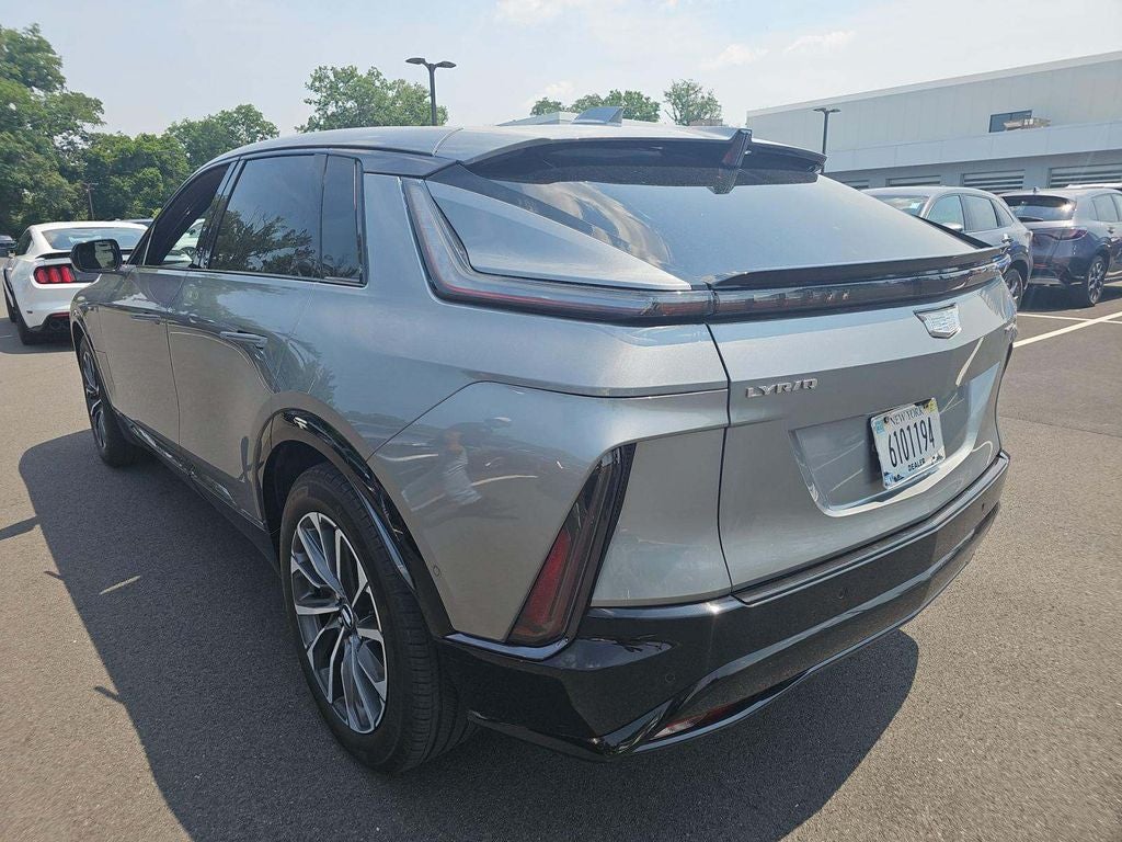 2024 Cadillac LYRIQ Sport