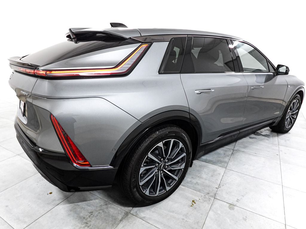 2024 Cadillac LYRIQ Sport