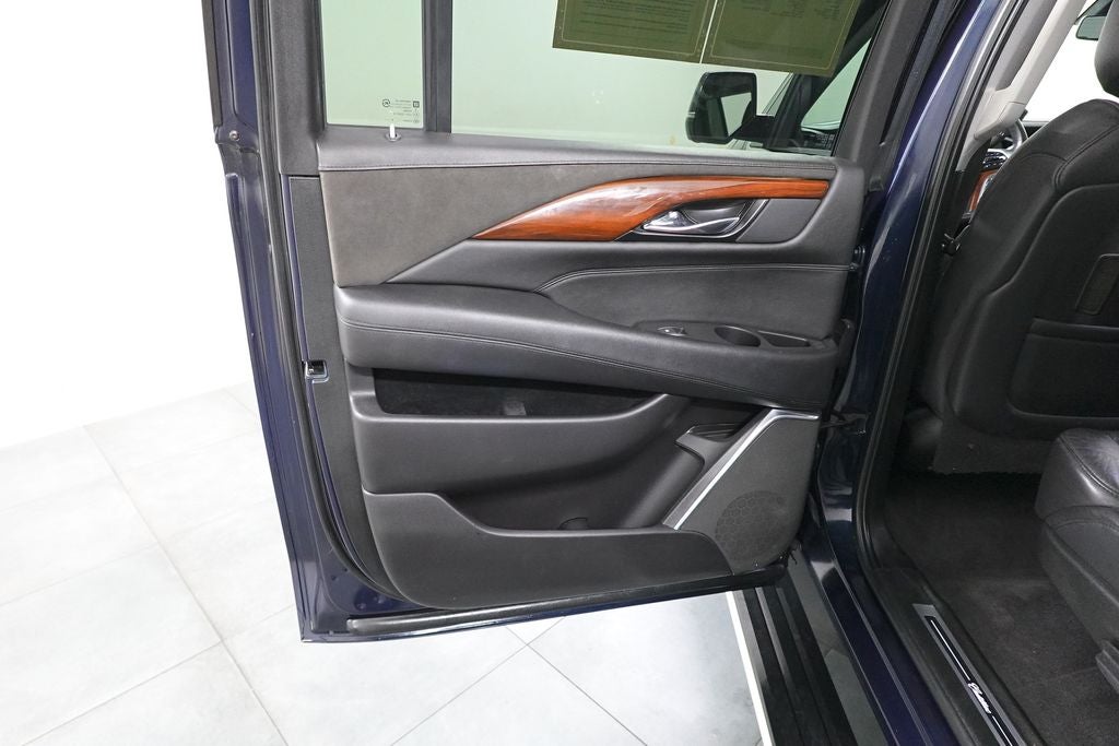 2020 Cadillac Escalade ESV Premium