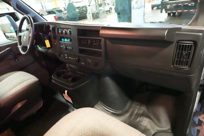 2022 Chevrolet Express 3500 Work Van Cutaway