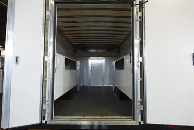 2022 Chevrolet Express 3500 Work Van Cutaway