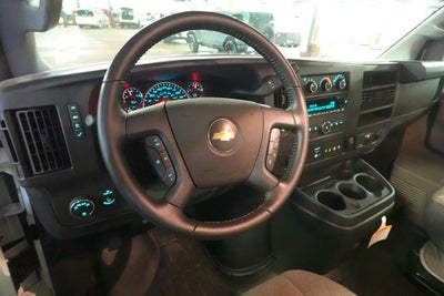 2022 Chevrolet Express 3500 Work Van Cutaway