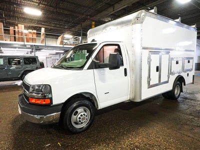 2022 Chevrolet Express 3500 Work Van Cutaway