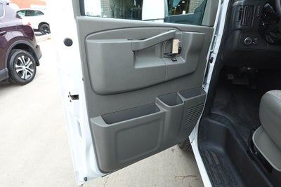 2022 Chevrolet Express 3500 Work Van Cutaway