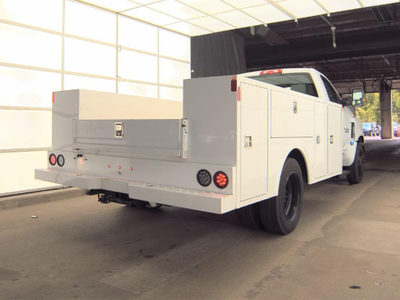 2022 Chevrolet Silverado 4500HD Work Truck