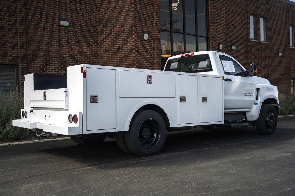 2022 Chevrolet Silverado 4500HD Work Truck